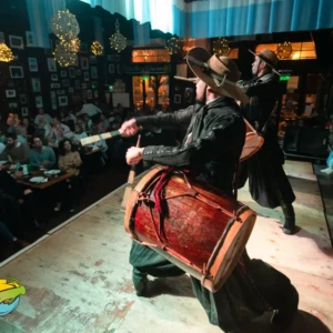 Low Cost Peña Night Tour